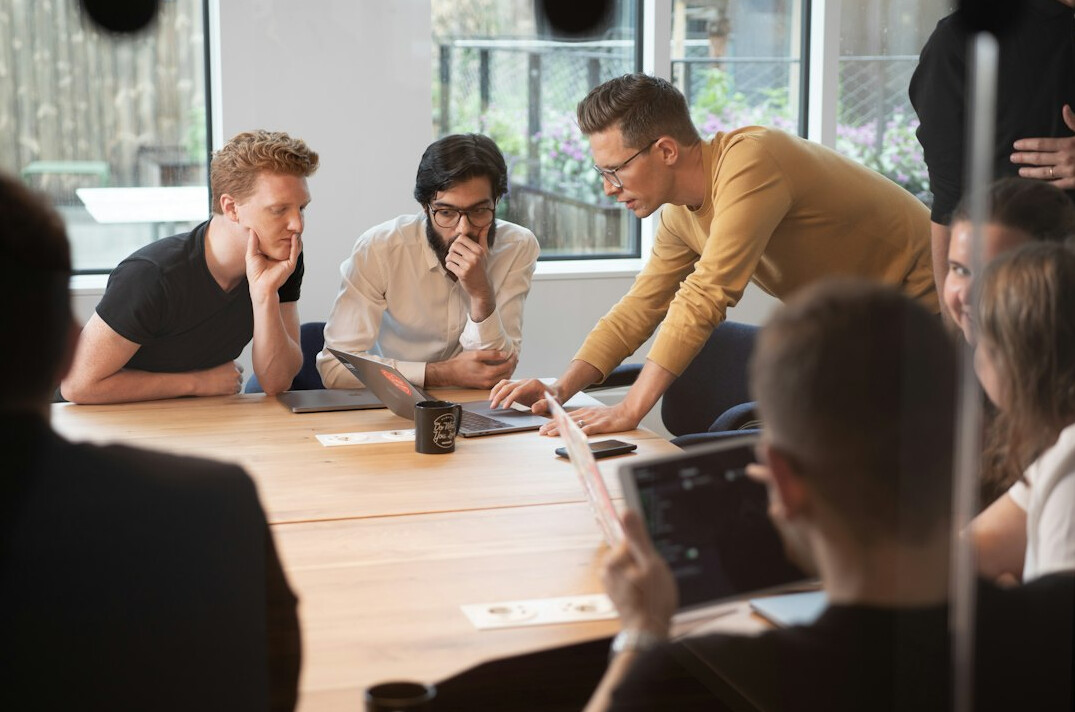 business team meeting discussion
